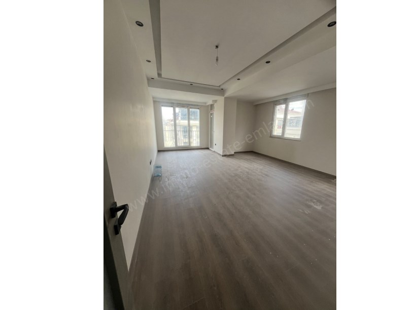 Bostancı’da 160 m² Net 3+2 Dubleks   Çift Girişli (Üst Kat Ayrı Giriş) Kaçırılmayacak Fırsat!