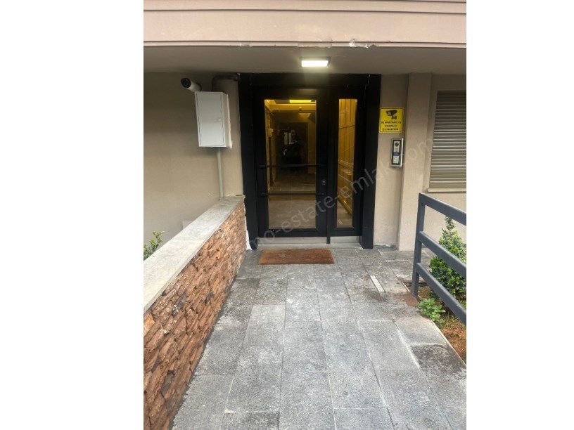 Bostancı’da 160 m² Net 3+2 Dubleks   Çift Girişli (Üst Kat Ayrı Giriş) Kaçırılmayacak Fırsat!