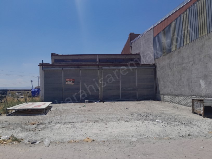 2.SANAYİ SİT.SATILIK BAKIMLI KÖŞE DÜKKAN