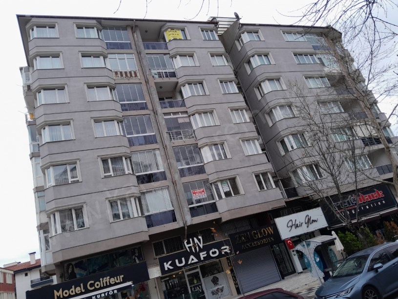 YEŞİLYOL ÜZERİ SATILIK D.GAZLI DAİRE