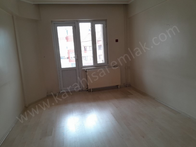 YEŞİLYOL ÜZERİ SATILIK D.GAZLI DAİRE