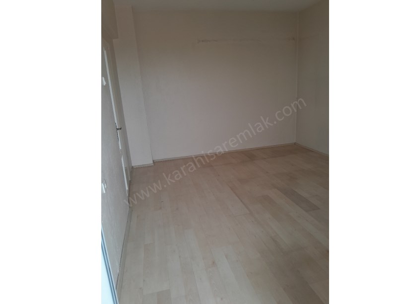 YEŞİLYOL ÜZERİ SATILIK D.GAZLI DAİRE