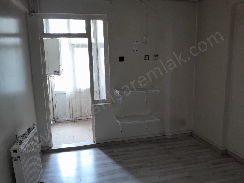 YEŞİLYOL ÜZERİ SATILIK D.GAZLI DAİRE