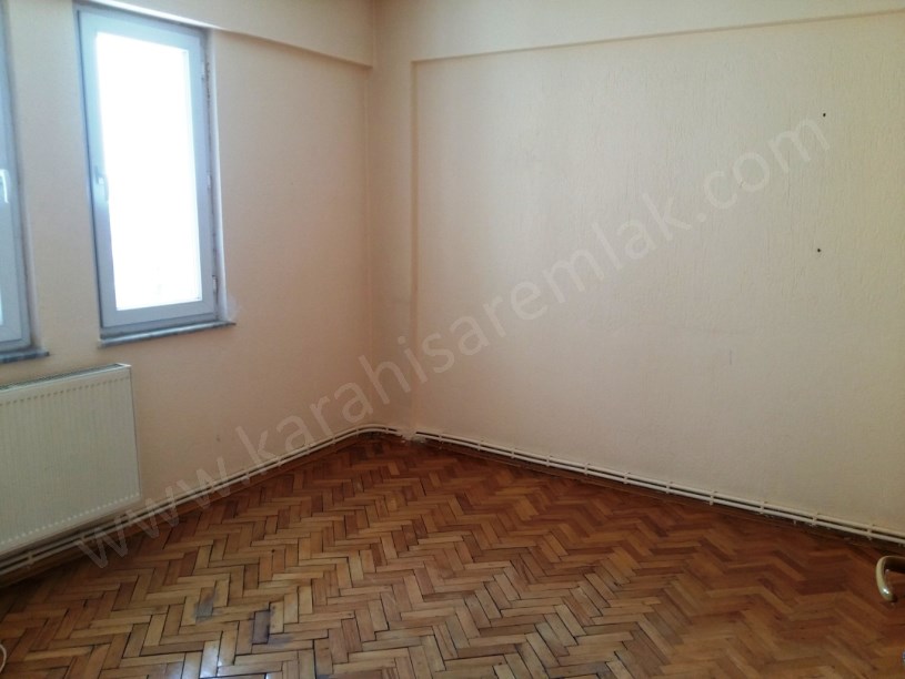 NAZMİ SAATÇİ MH.KİRALIK D.GAZLI DUBLEKS DAİRE