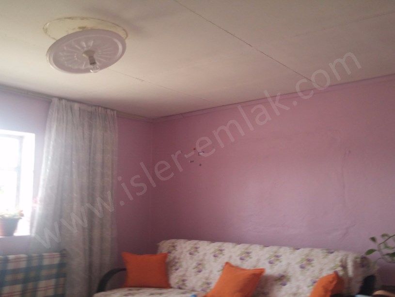 Satılık ev arsa kuşe başı