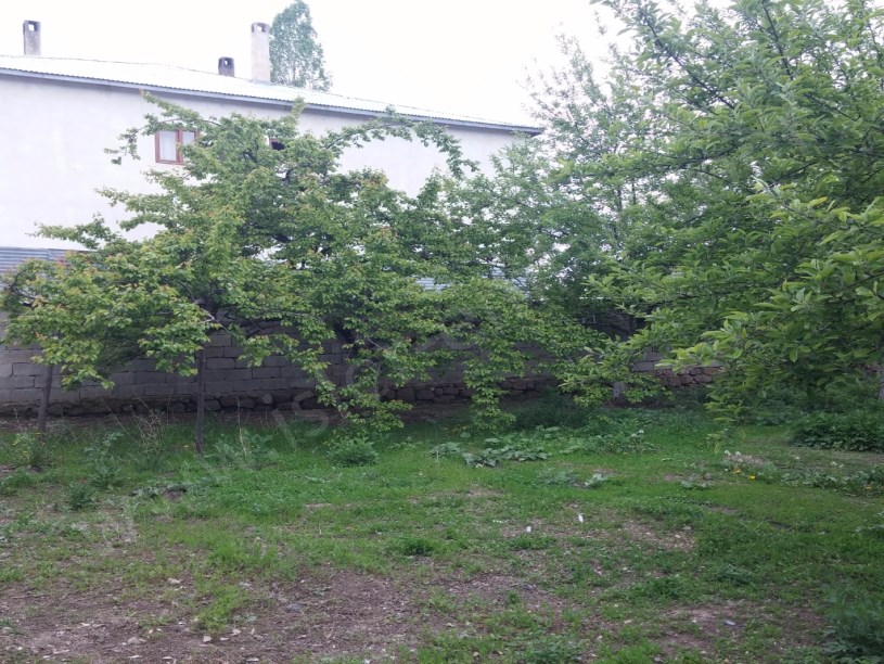 İfrazli arsa ev bahce 