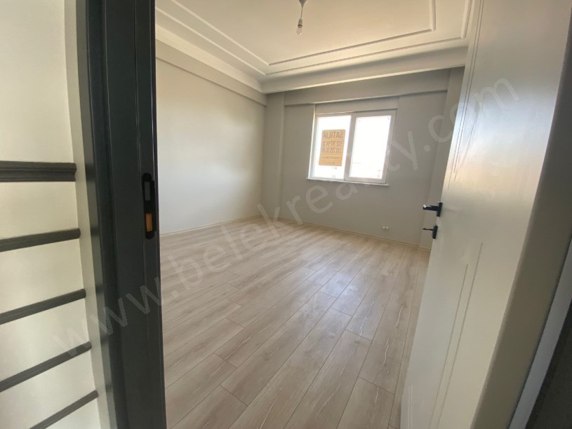 REALITY EMLAKTAN KADRİYEDE SATILIK 2+1 DAİRE