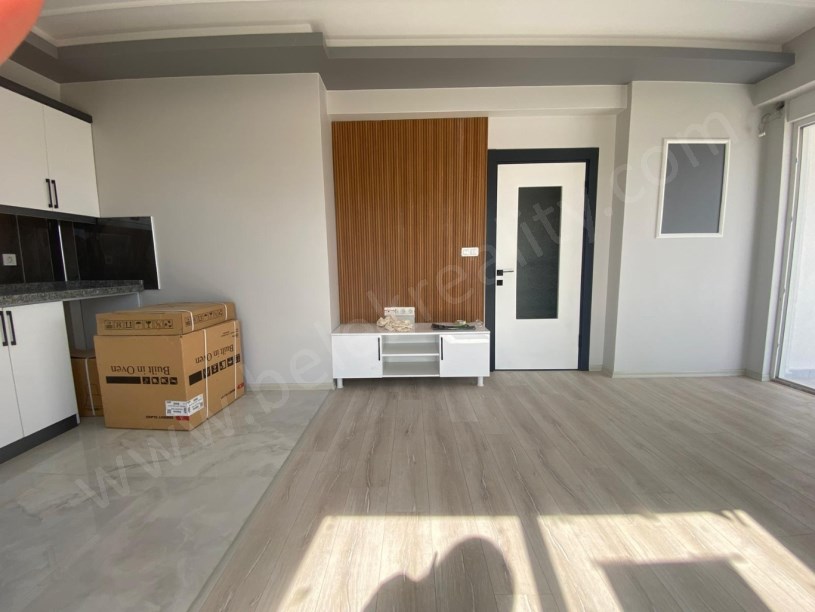 REALITY EMLAKTAN KADRİYEDE SATILIK 2+1 DAİRE