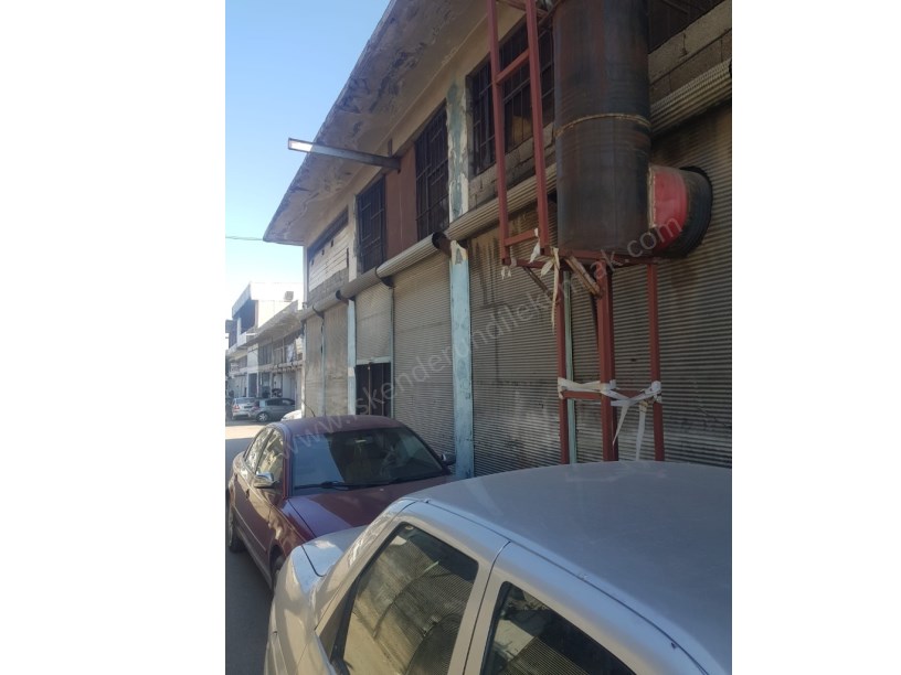 Küçük sanayi sitesi köşe başı asmakatlı satlık dükkan 