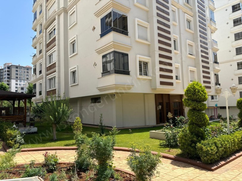 site içinde satılık daire