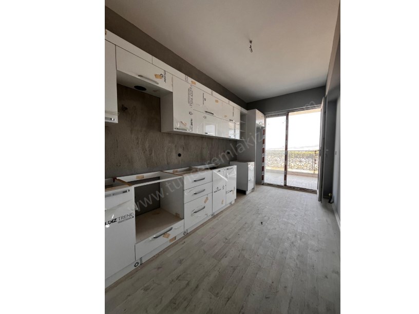 Atatürk Mah. Havuzlu site içerisinde 2+1 satılık sıfır daire