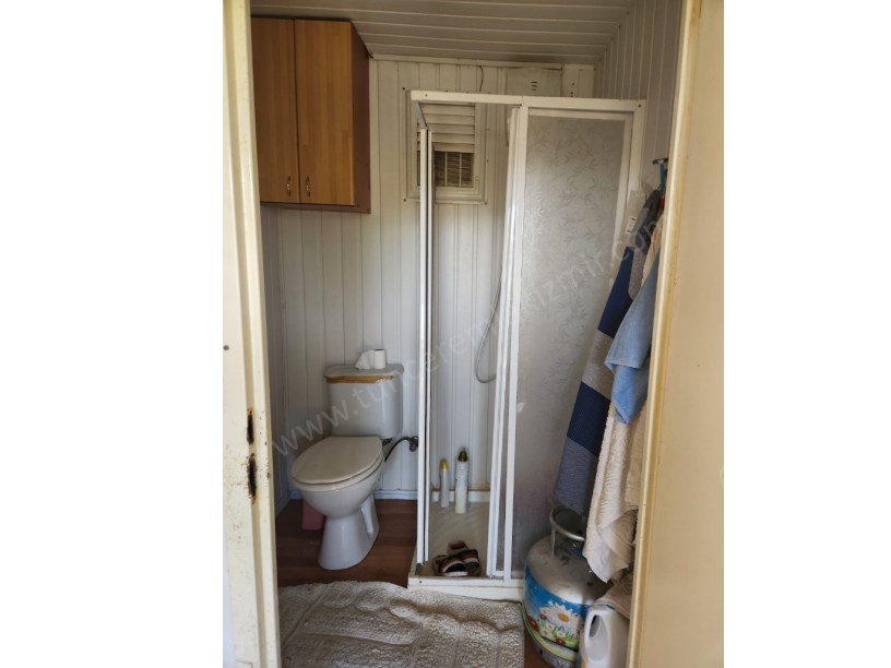 MENEMEN İĞNEDERE MAH. YOLA SIFIR 848 m2 ELEKTİRİK VE SUYU OLAN MEYVE BAHÇESİ SATILIK.