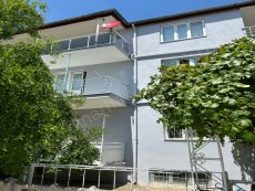 3 KATLI MÜSTAKİL BİNA