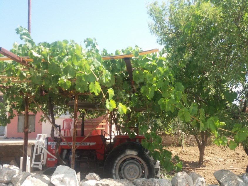 MÜSTAKİL EV YENİ HASTANE MEVKİİNDE