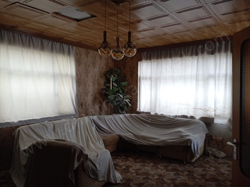 KOMPLE 3 KAT+TERAS KAT+BAHÇELİ BİNA