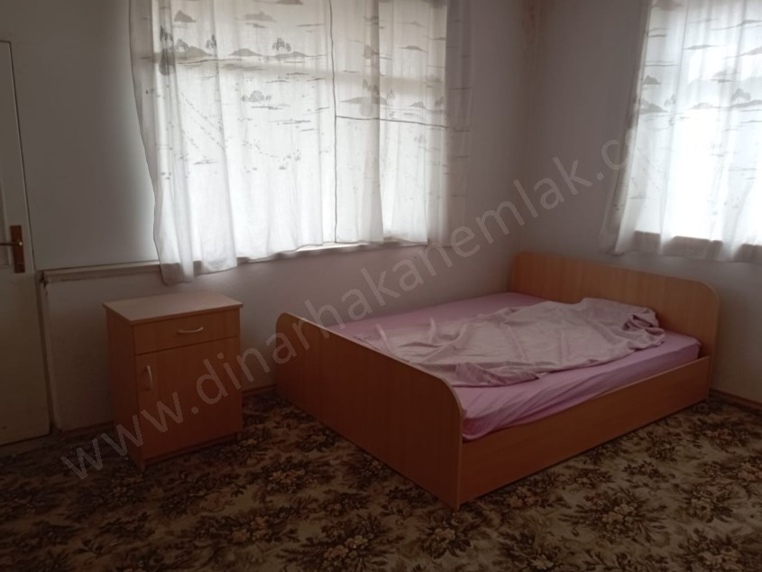 KOMPLE 3 KAT+TERAS KAT+BAHÇELİ BİNA