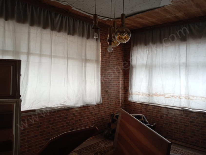 KOMPLE 3 KAT+TERAS KAT+BAHÇELİ BİNA