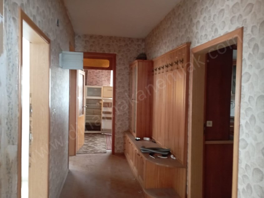 KOMPLE 3 KAT+TERAS KAT+BAHÇELİ BİNA