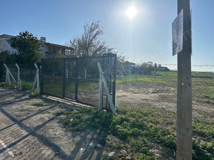 KARAAĞAÇ CUMHURİYET MAH. ŞEHİT UMUT SAKAROĞLU CADDE ÜZERİ 933 M2 ARSA 50 M2 OFİSİ OLAN YER KİRALIK