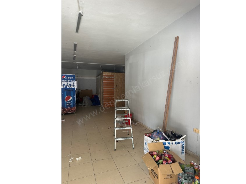 ARSUZ karaağaç Şark konak Mahallesi’nde ARSUZ yoluna sıfır her işe uygun kiralık 65 metre² dükkan