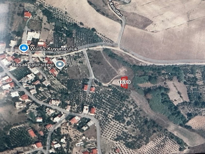 ARSUZ Büyükdere Mahallesi’nde denizden 800 metre içeride satılık 427 metre² arsa