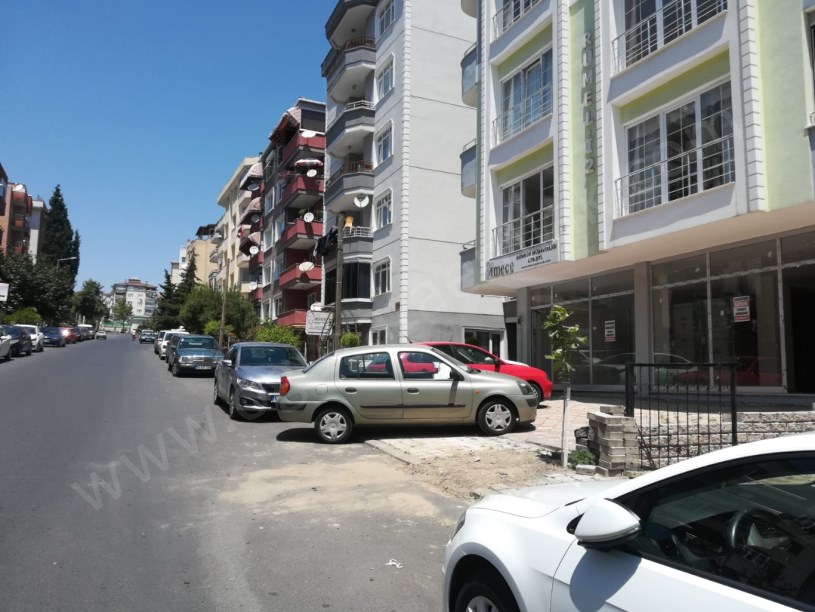 TEKİRDAĞ  CEYPORT ADLİYE VE VALİLİK BİNASINA YAKIN 320M2 İŞYERİ
