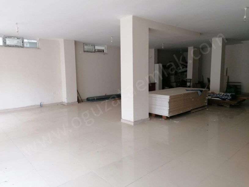 TEKİRDAĞ  CEYPORT ADLİYE VE VALİLİK BİNASINA YAKIN 320M2 İŞYERİ