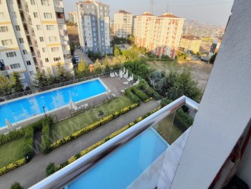 KONSEPT DE HAVUZ MANZARALI SATILIK 1+1 EŞYALI DAİRE