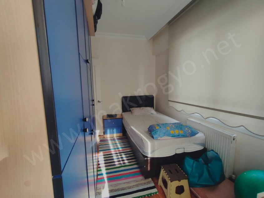 YENİŞEHİR GÖKÇEREN SİTESİNDE ARA KAT 3+1 DAİRE