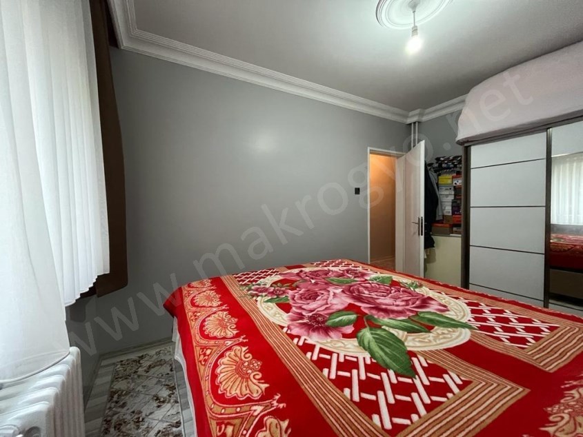 KİPTAŞ HİLAL KONUTLARI KOMPLE YENİLENMİŞ 2+1 ARA KAT DAİRE