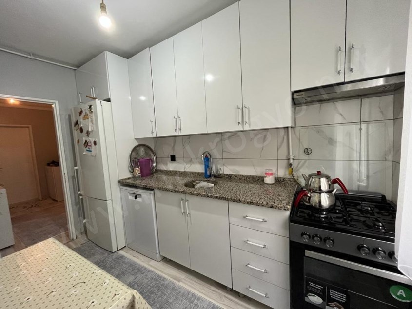 KİPTAŞ HİLAL KONUTLARI KOMPLE YENİLENMİŞ 2+1 ARA KAT DAİRE