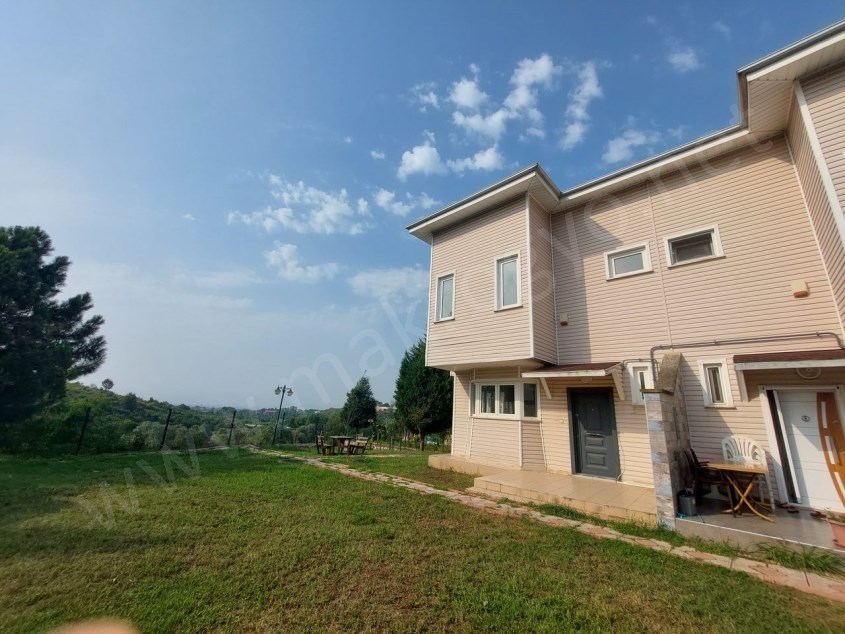 KOCAELİ KARTEPEDE DOĞA İLE İÇ İÇE SATILIK 5+2 VİLLA