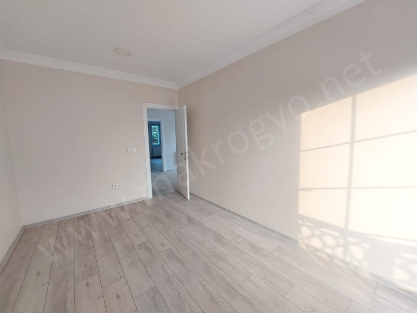 KARTEPEDE MUHTEŞEM DOĞASI İLE AİLE SİTESİNDE 4+2 KİRALIK VİLLA