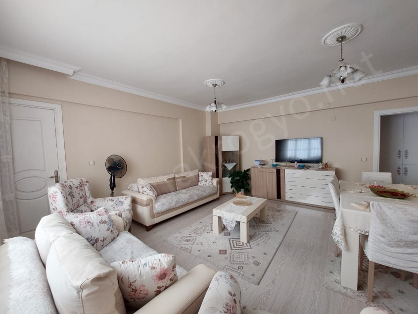 MAKRO GYODAN PENDİK BULVAR KENT SİTESİNDE SATILIK 3+1 DAİRE