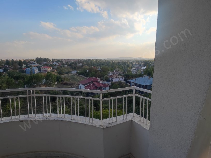 SATILIK LÜKS DAİRE