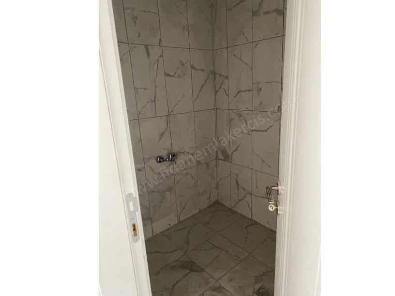 Erciş park arkası kiralık 70 m2 2+1 daire