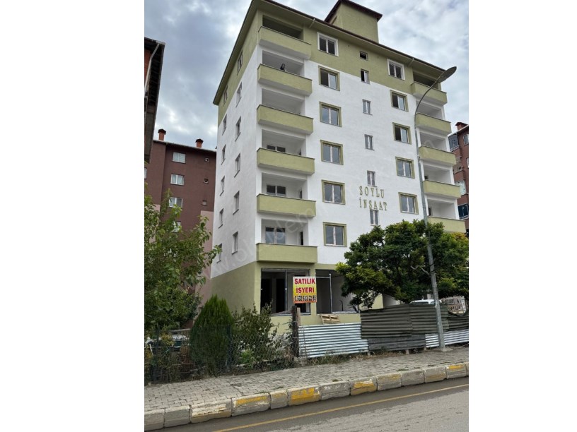 YASİNHAŞİMOĞLU MAH. SOYLU İNŞAAT ZEMİN KAT 120 M2 SATILIK İŞ YERİ
