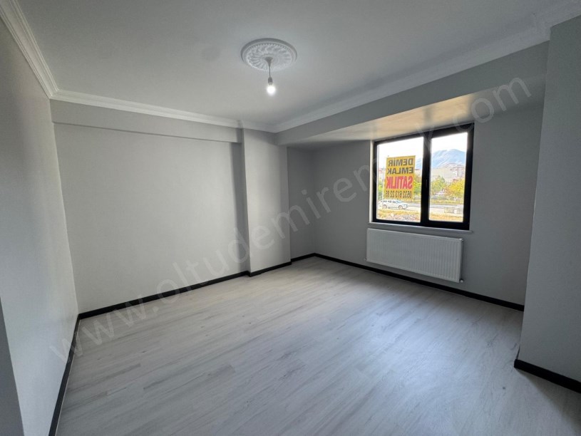 ŞEHİTLER MAH SOYSAL İNŞAAT SATILIK LÜKS DAİRELER 