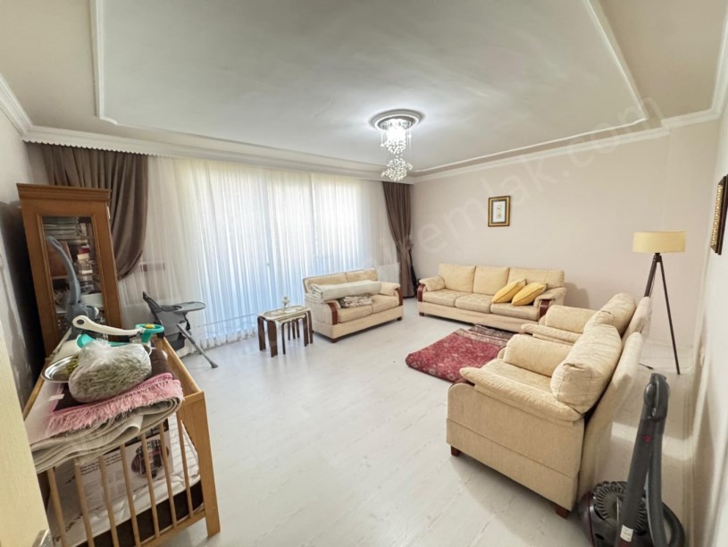 YASİNHAŞİMOĞLU MAH VİLLALAR MEVKİİ  TAVŞANTEPE KONUTLARI A BLOK 4+1 SATILIK DAİRE