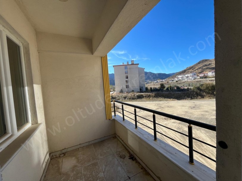 OLTU OPET KAVŞAĞI MMD E BLOK 3, KAT 3+1 SATILIK DAİRE