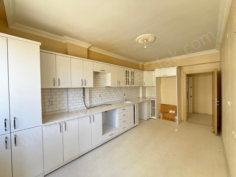 OLTU OPET KAVŞAĞI MMD E BLOK 3, KAT 3+1 SATILIK DAİRE