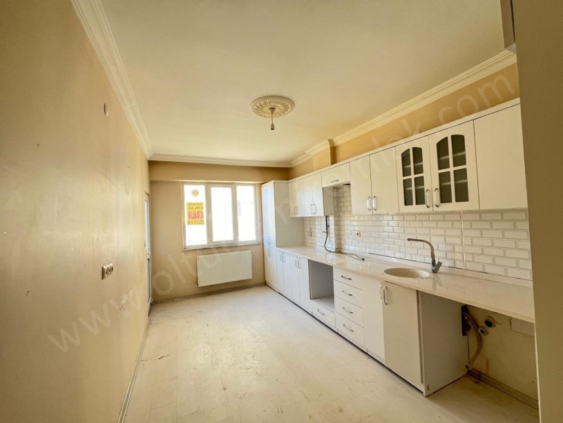 OLTU OPET KAVŞAĞI MMD E BLOK 3, KAT 3+1 SATILIK DAİRE