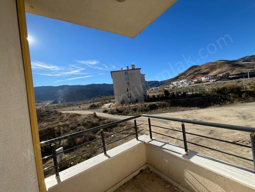 OLTU OPET KAVŞAĞI MMD E BLOK 3, KAT 3+1 SATILIK DAİRE