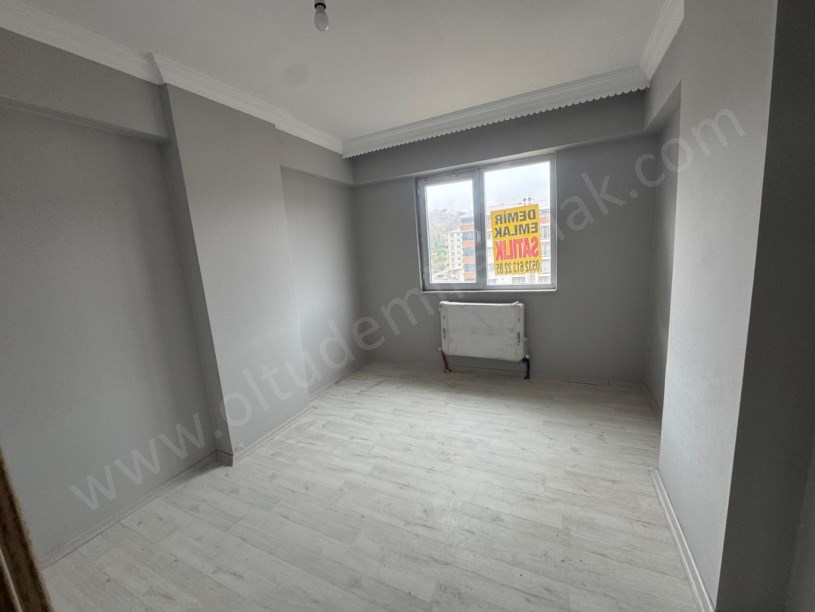 OLTU ŞEHİTLER MAHALLESİ MUSTAFA DOĞAN İNŞAAT SATILIK DUBLEKS 