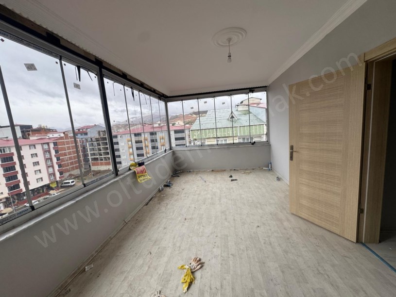 OLTU ŞEHİTLER MAHALLESİ MUSTAFA DOĞAN İNŞAAT SATILIK DUBLEKS 