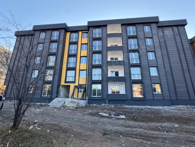 ŞEHİTLER MAHALLESİ MMD İNŞAAT YÜKSEK GİRİŞ 3+1 SATILIK DAİRE