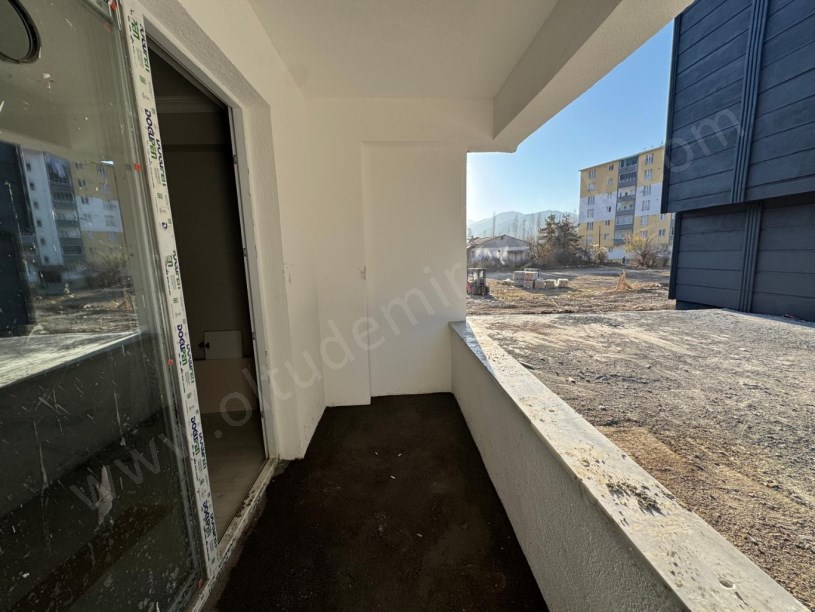 ŞEHİTLER MAHALLESİ MMD İNŞAAT YÜKSEK GİRİŞ 3+1 SATILIK DAİRE