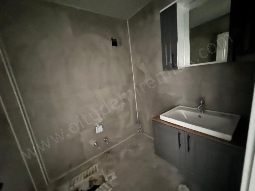 ŞEHİTLER MAH KEREM EVLER ARKASI MMD İNŞAAT B BLOK 1.KAT SATILIK DAİRE