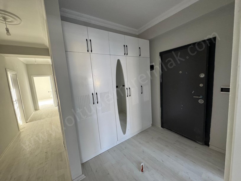 OLTU ŞEHİTLER MAHALLESİ MMD SİYAH İNCİ 4. KAT 3+1 SATILIK DAİRE