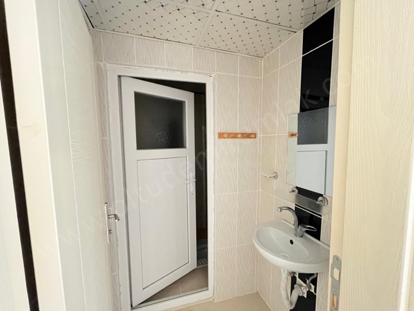 ŞEHİTLER MAHALLESİ KEREM EVLER SİTESİ D BLOK 5. KAT SATILIK DAİRE